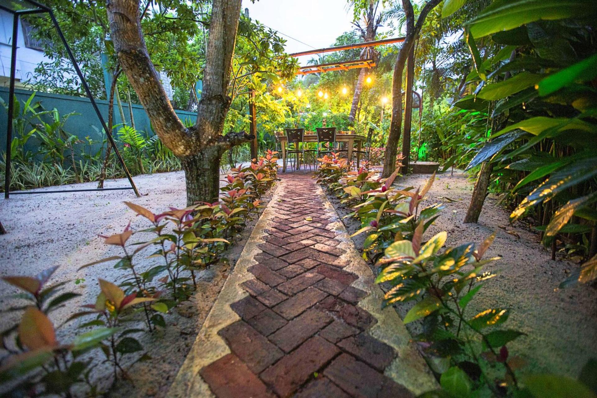 Arcadia Resort Hikkaduwa Exterior foto